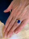 Bague Saphir Ceylan Coussin Non Chauffé 4.15 Carats Diamants Or Gris 18 Carats (Certificat)