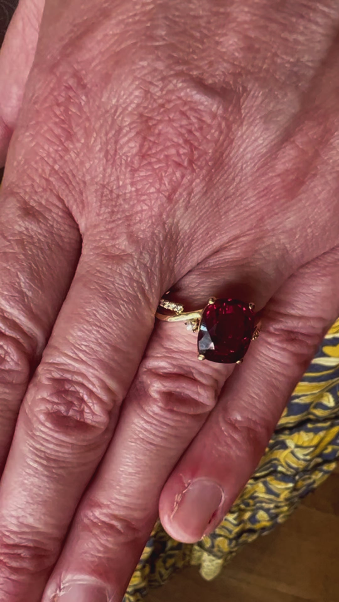 4.16 Carats Rubellite Diamonds 18 Carat Yellow Gold Ring