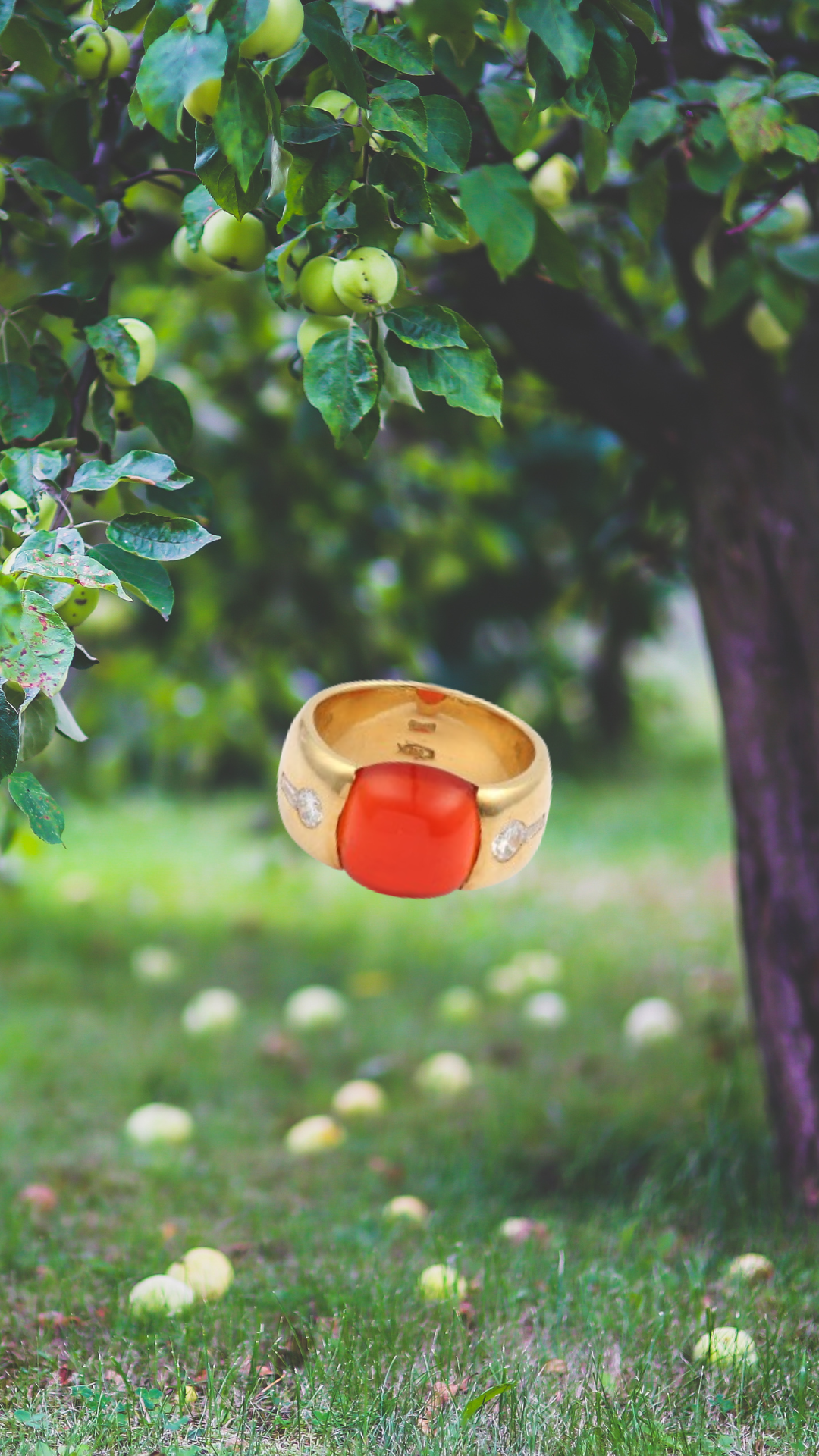 Fire Opal Cabochon Diamonds 18 Carat Yellow Gold Ring