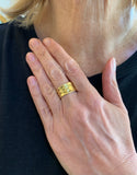 18 Carats Yellow Gold Textured Band Ring