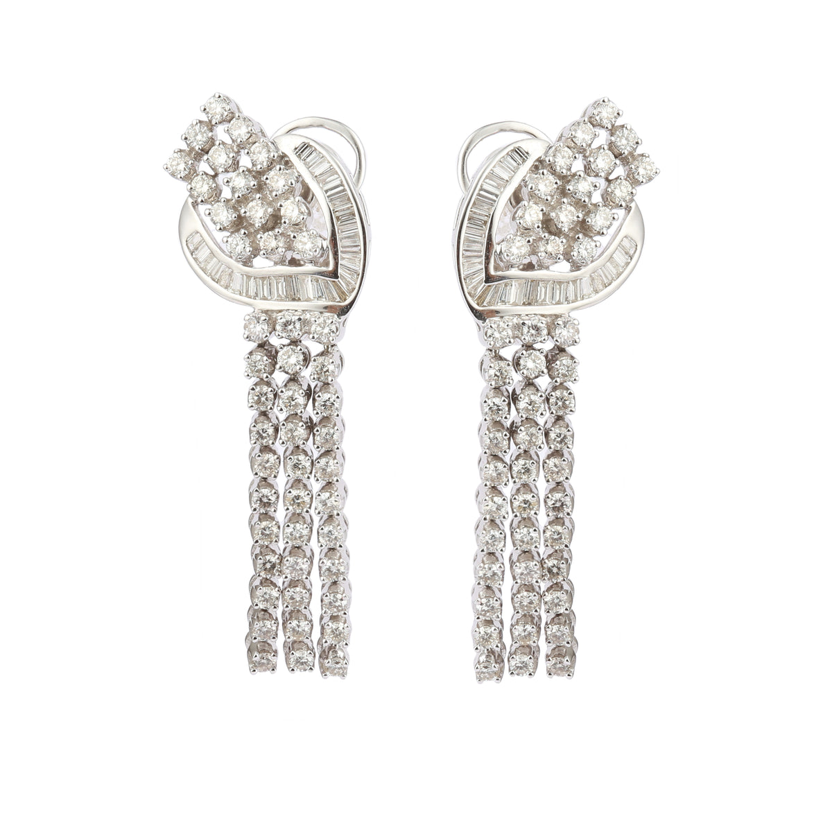 3 Carats Diamonds 18 Carats White Gold Cocktail Earrings