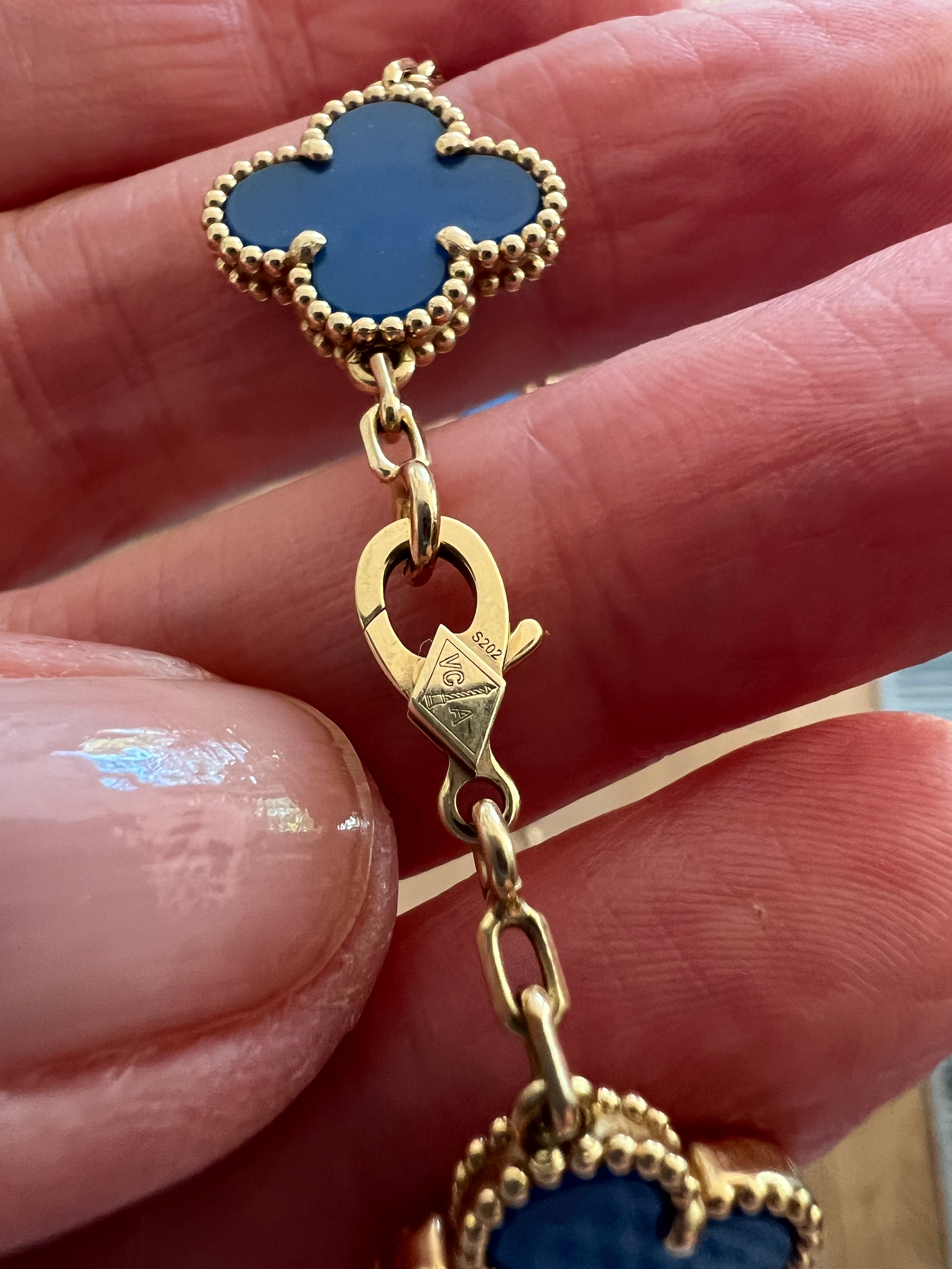 Bracelet Van Cleef & Arpels Vintage Alhambra 5 Motifs Agate Bleue Or Jaune 18 Carats