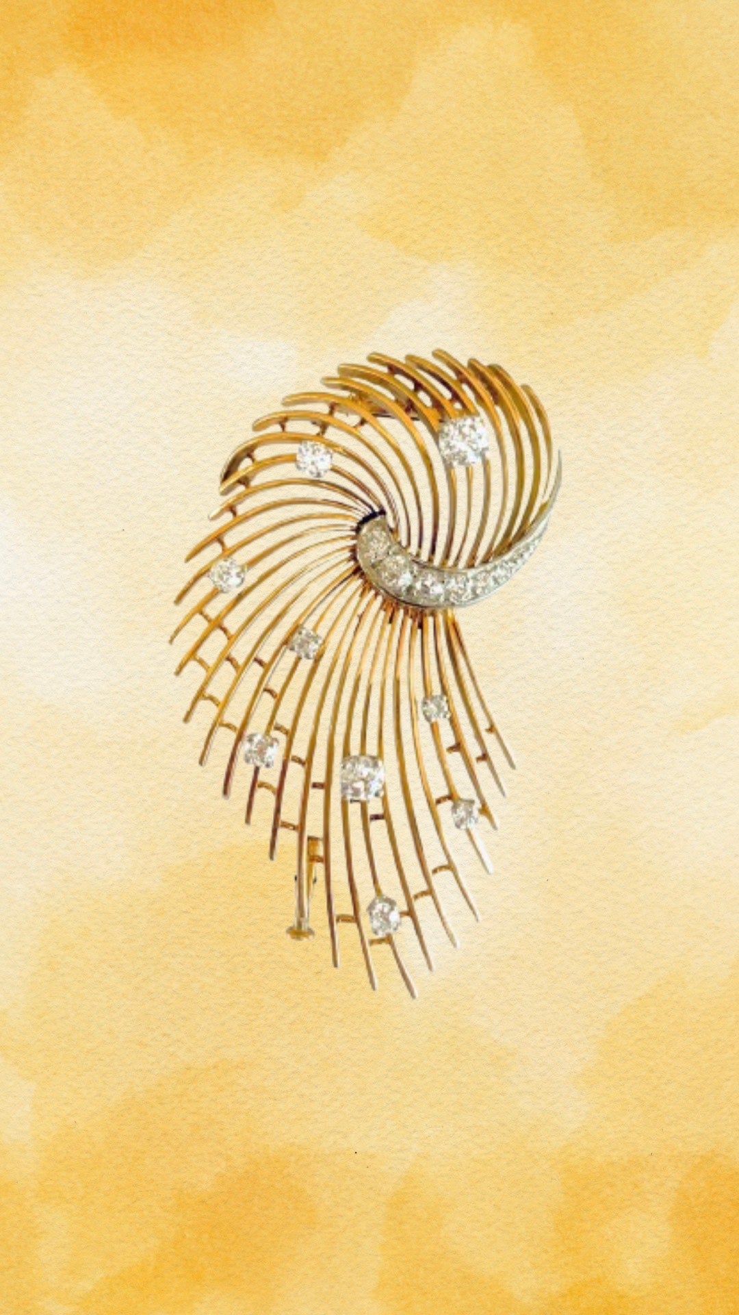Broche Rétro Volute 1.30 Carats Diamants Or Jaune 18 Carats