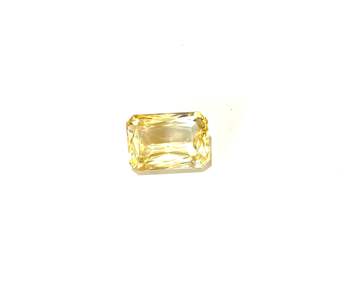 Citrine 46 Carats Taille Rectangle à Pans Coupés