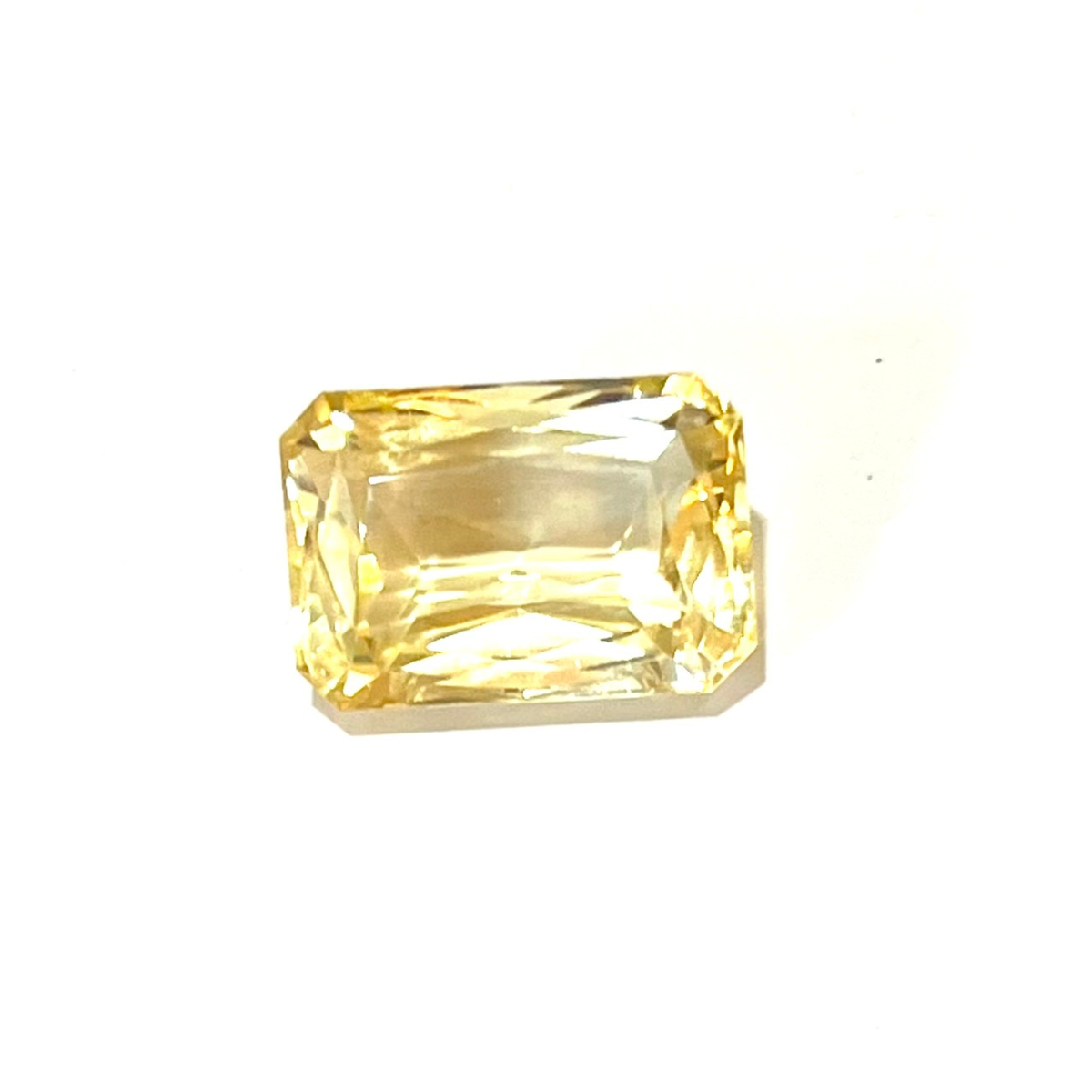 Citrine 46 Carats Taille Rectangle à Pans Coupés
