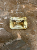 Citrine 46 Carats Taille Rectangle à Pans Coupés