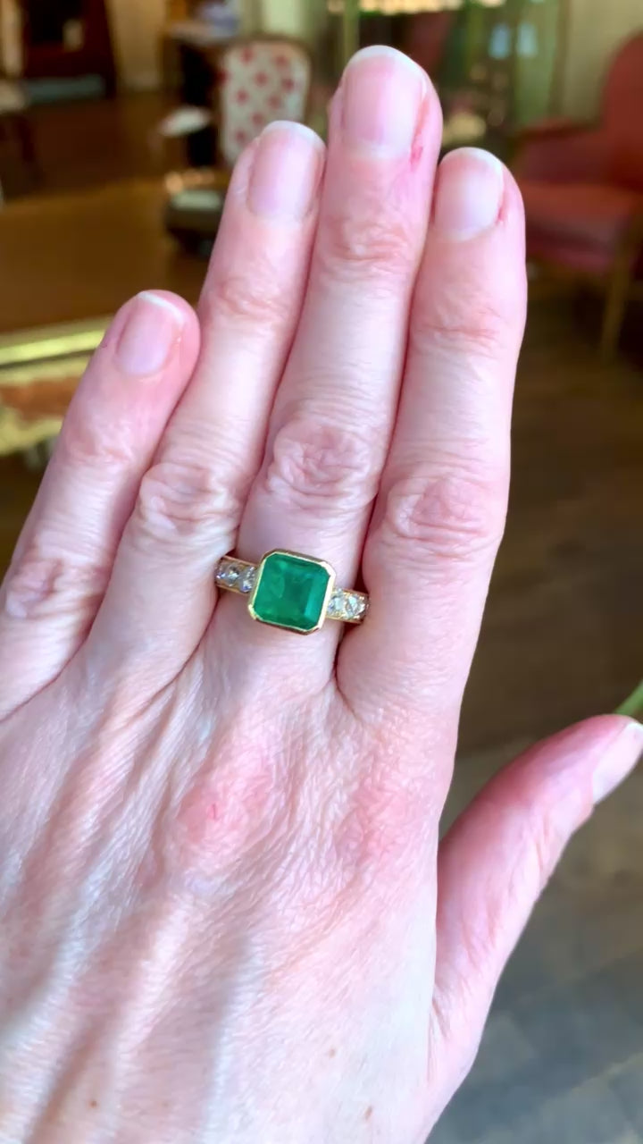 Bague Emeraude 2.73 Carats Diamants Or Jaune 18 Carats (Certificat)