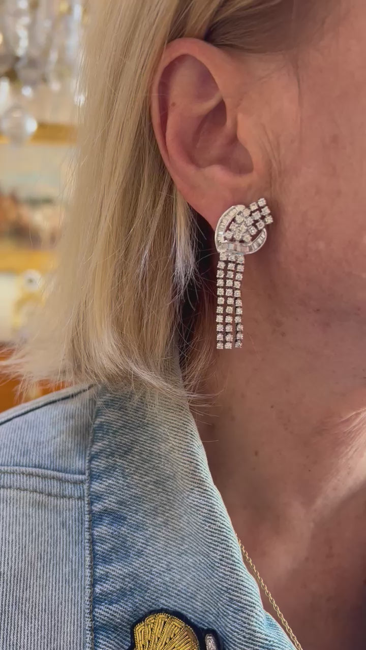 3 Carats Diamonds 18 Carats White Gold Cocktail Earrings
