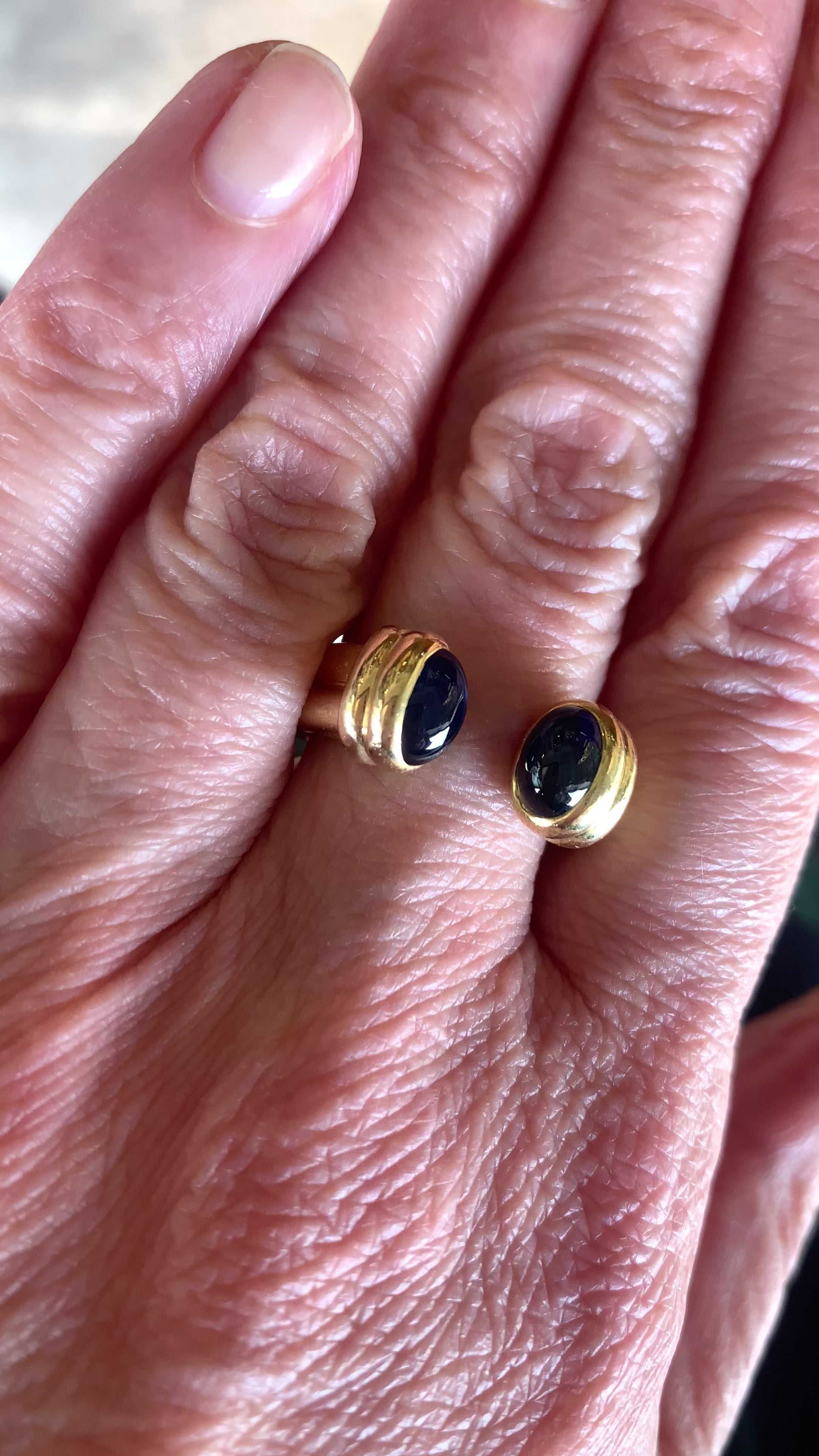 Bague Vintage Ouverte Saphirs Cabochons Or Jaune 18 Carats