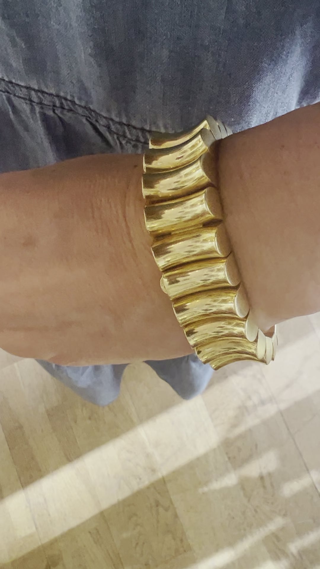 Gay Frères 18 Carat Yellow Gold Tank Bracelet