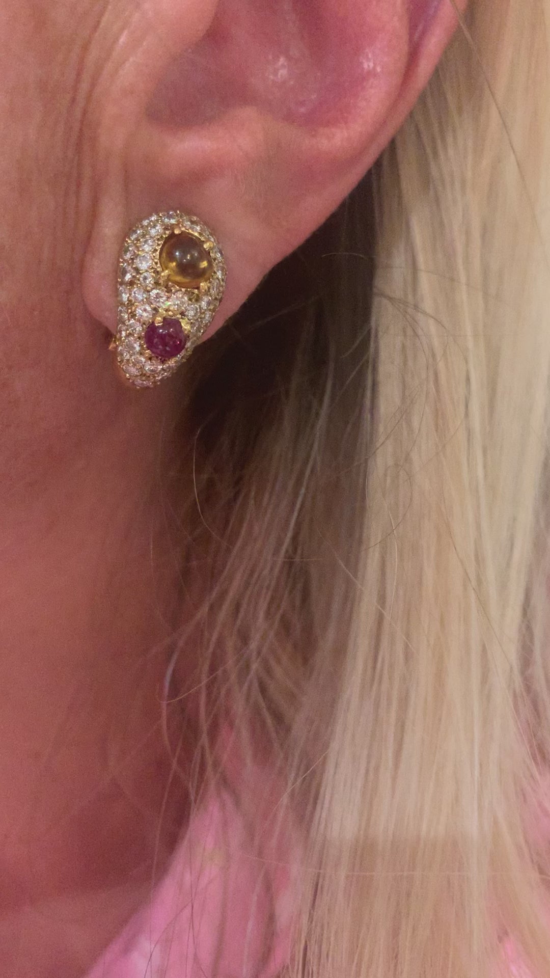 Boucles d’Oreilles Rétro Clip Citrines Rubis Diamants Or Jaune 18 Carats