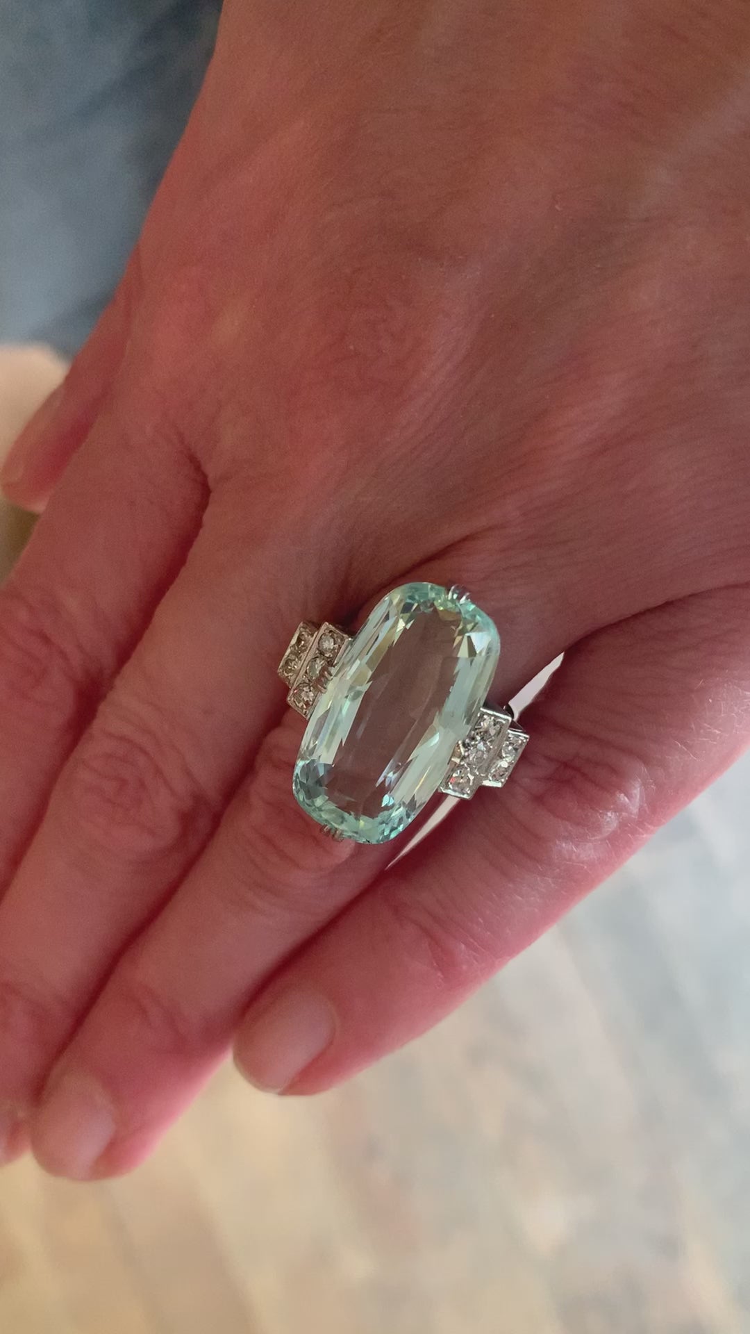 Bague Art Déco Aigue Marine 12 Carats Diamants Platine