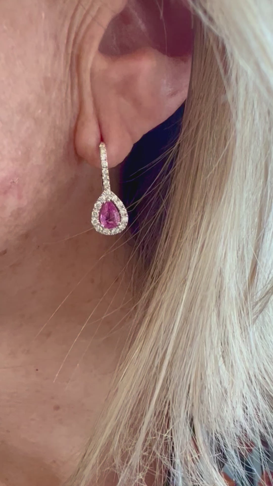 Boucles d'Oreilles Dormeuses Saphirs Roses Diamants Or Gris 18 Carats