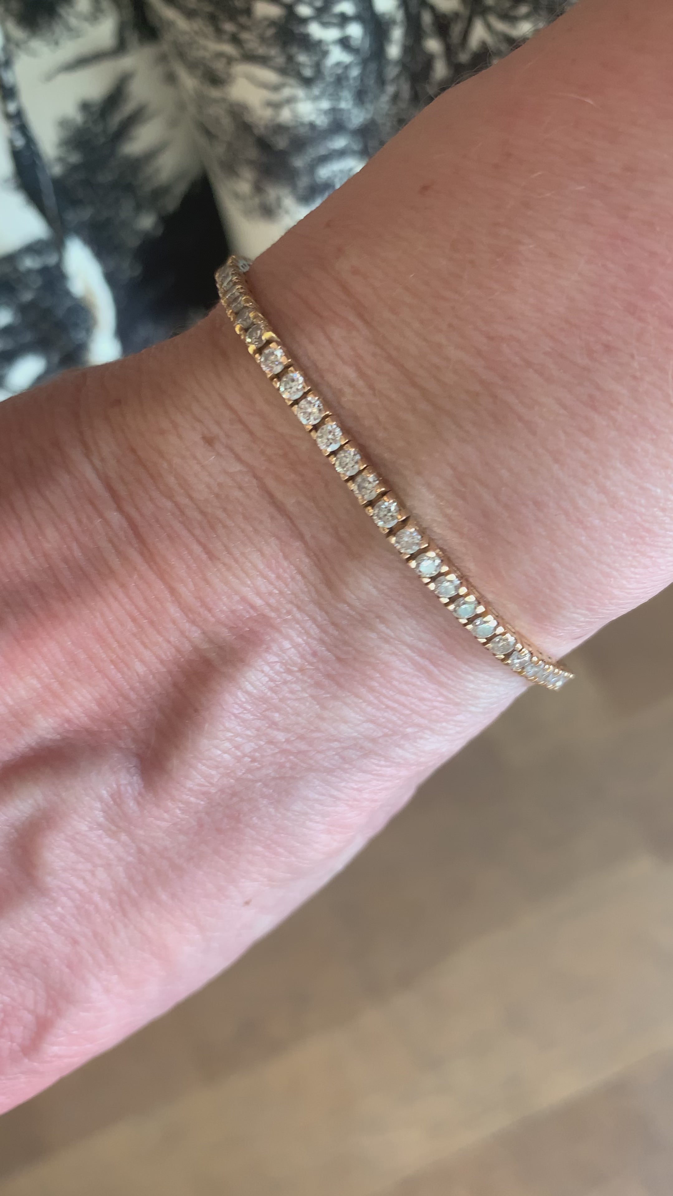 2.85 Carats Diamonds 18 Carat Rose Gold Tennis Bracelet