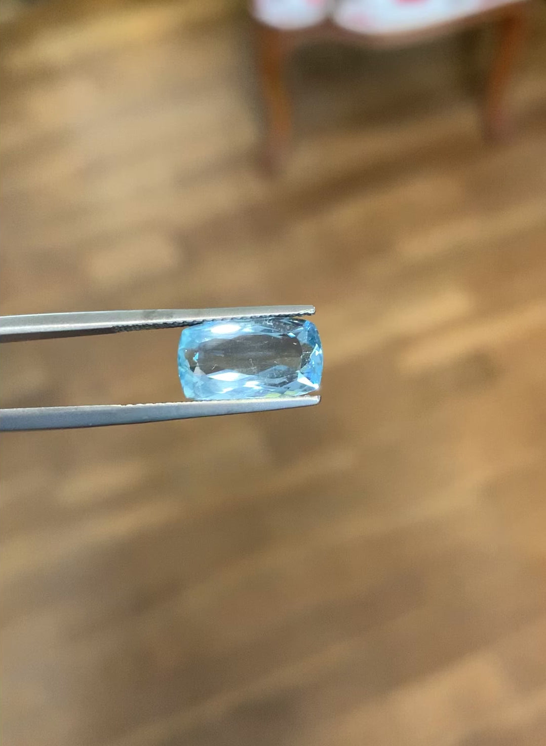 Aigue marine Brésil tonneau 3.41 Carats