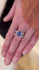 Bague O.J. Perrin Saphir 3.10 Carats Diamants Or Gris 18 Carats