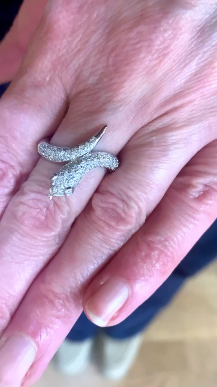 Bague Serpent Diamants Or Gris 18 Carats