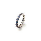 Vintage 2.50 Carats sapphires 18 Carats White Gold Wedding Band