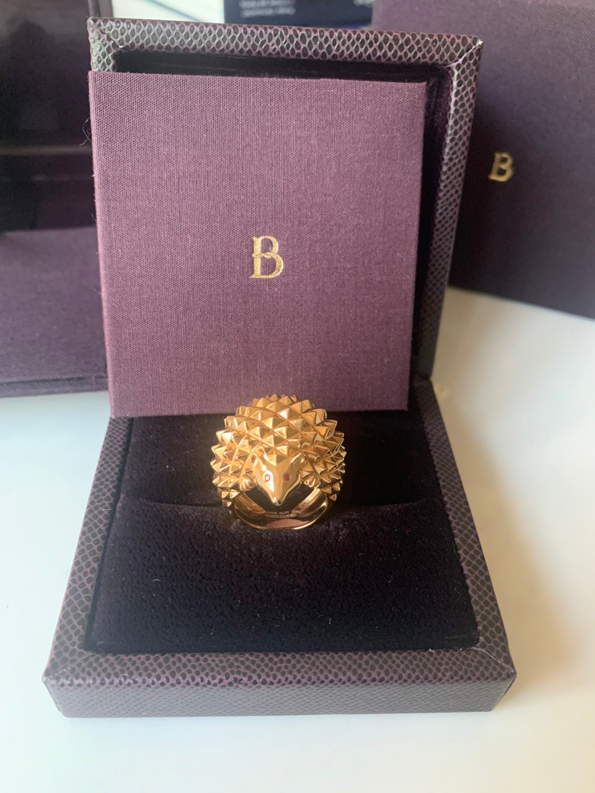 Boucheron “Hans the hedgehog” Rubies Black Diamond 18 Carats Rose Gold Ring