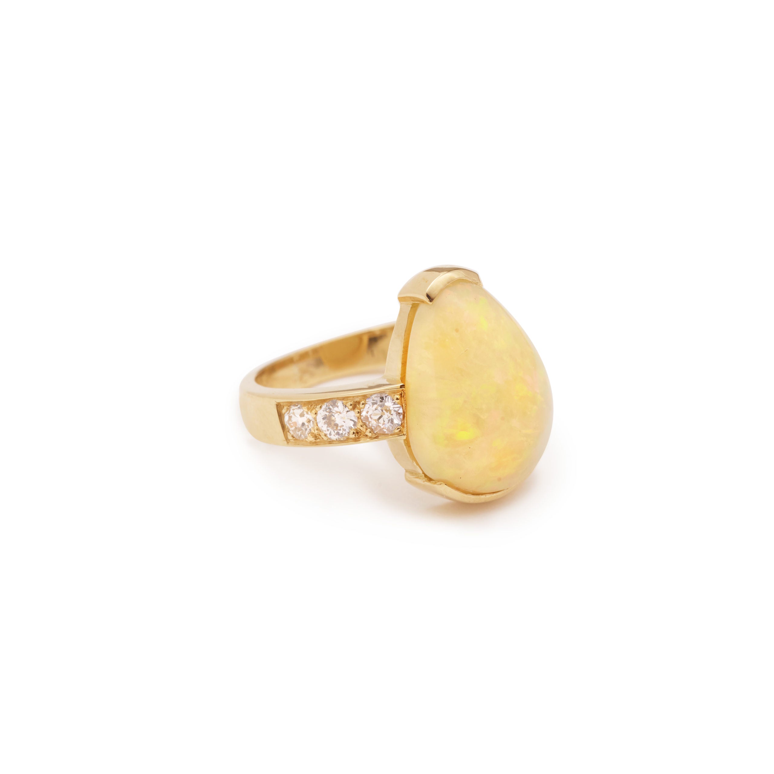 4.81 Carats Ethiopian Opal Diamonds 18 Karat Yellow Gold Ring