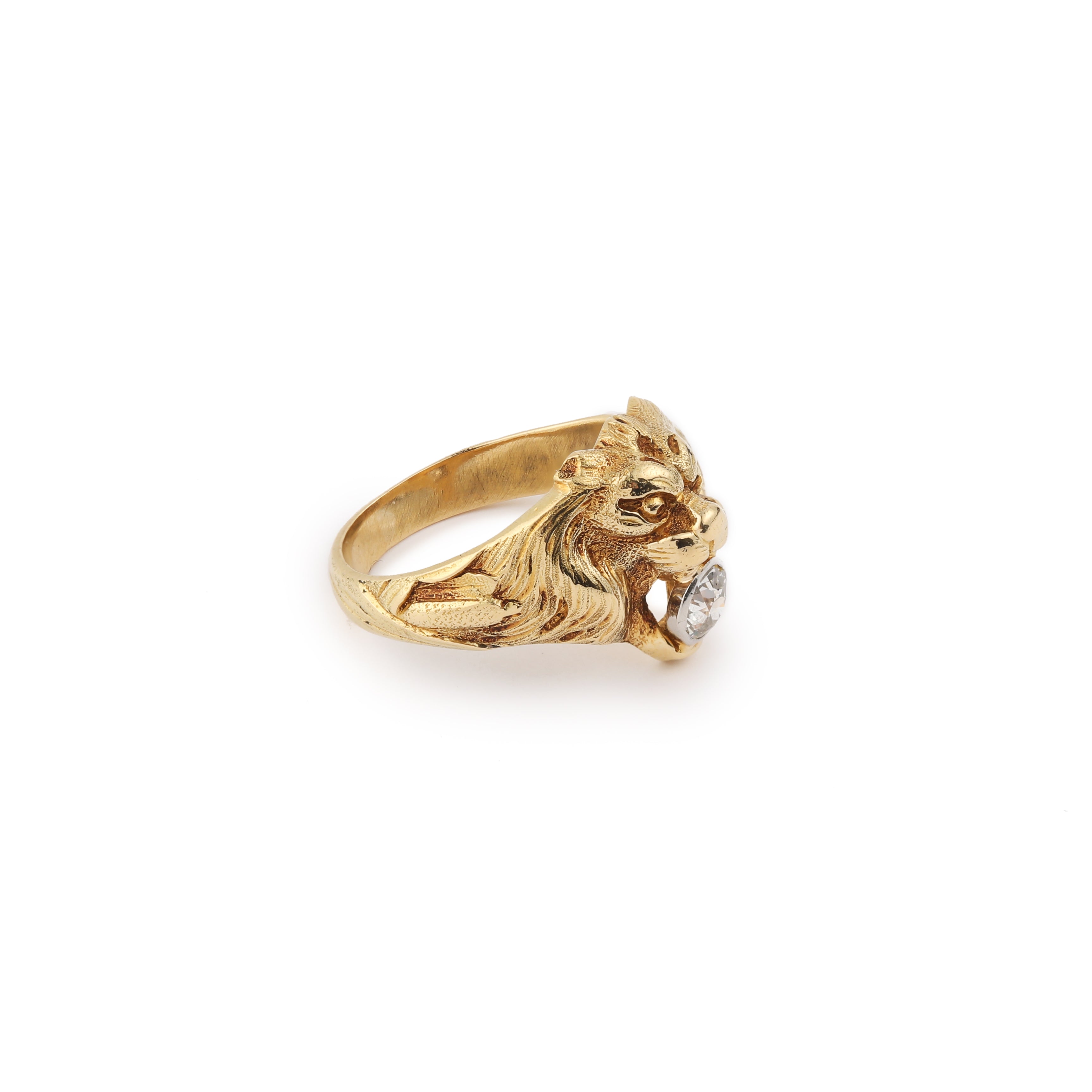 0.35 Carats Diamond 18 Carat Yellow Gold Lion Signet Ring 