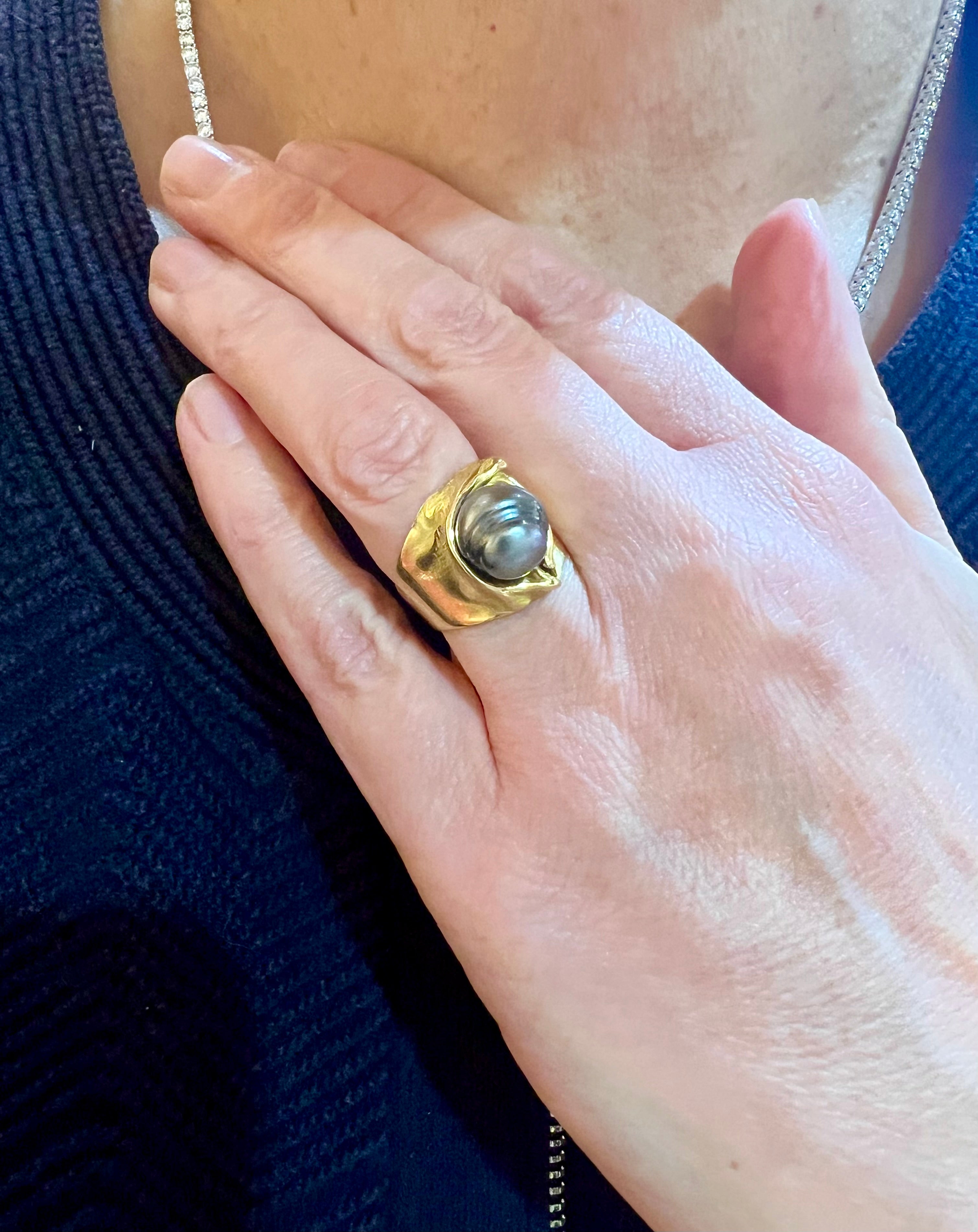 Fernand Demaret Tahitian Pearl 18 Carat Yellow Gold Ring