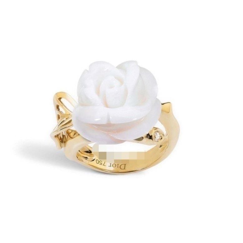Bague Rose Dior Pré Catelan Corail Blanc, Diamant et Or Jaune 18 Carats