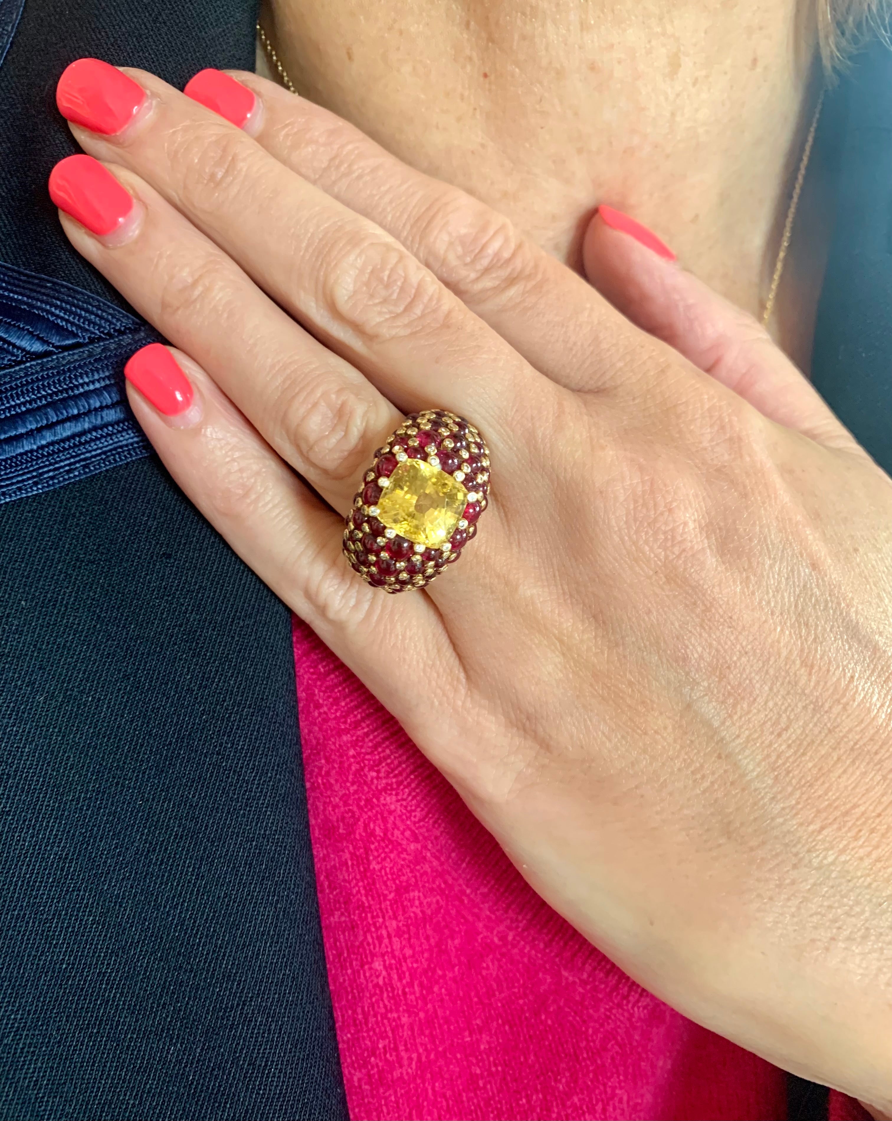 Bague Poiray Tsarine Salomé Rubis Saphir Jaune 7 Carats Diamants Or Jaune 18 Carats