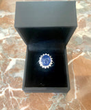Cabochon Sapphire Diamonds 18 Carat White Gold Pompadour Ring