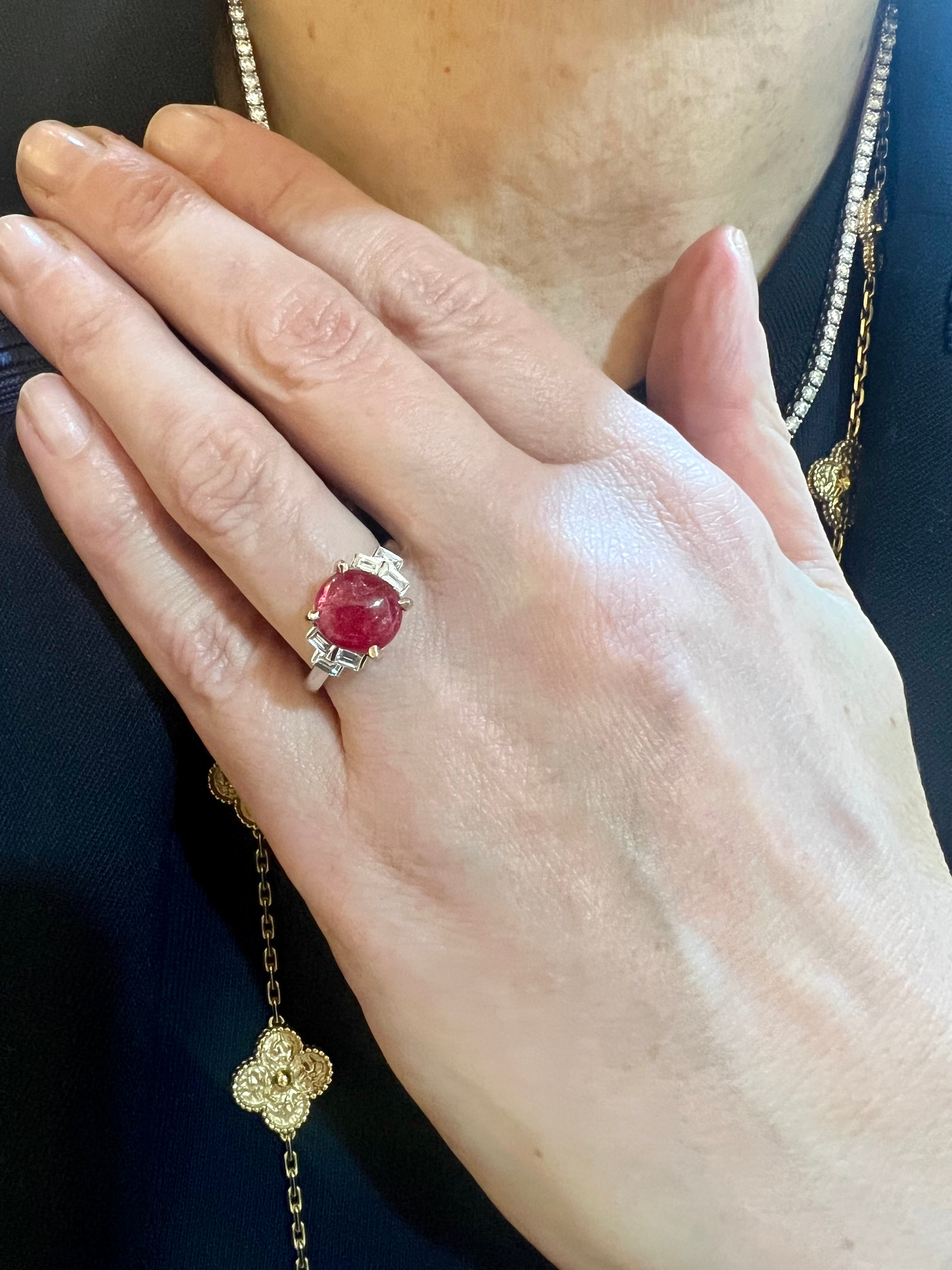 VAN CLEEF & ARPELS PLATINUM & 18K YELLOW GOLD RUBY RING