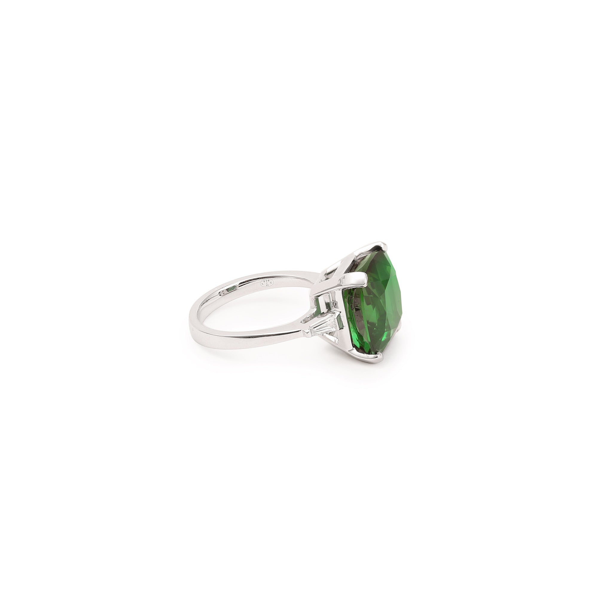 Bague Tourmaline Verte 10.33 Carats Coussin Diamants Or Gris 18 Carats