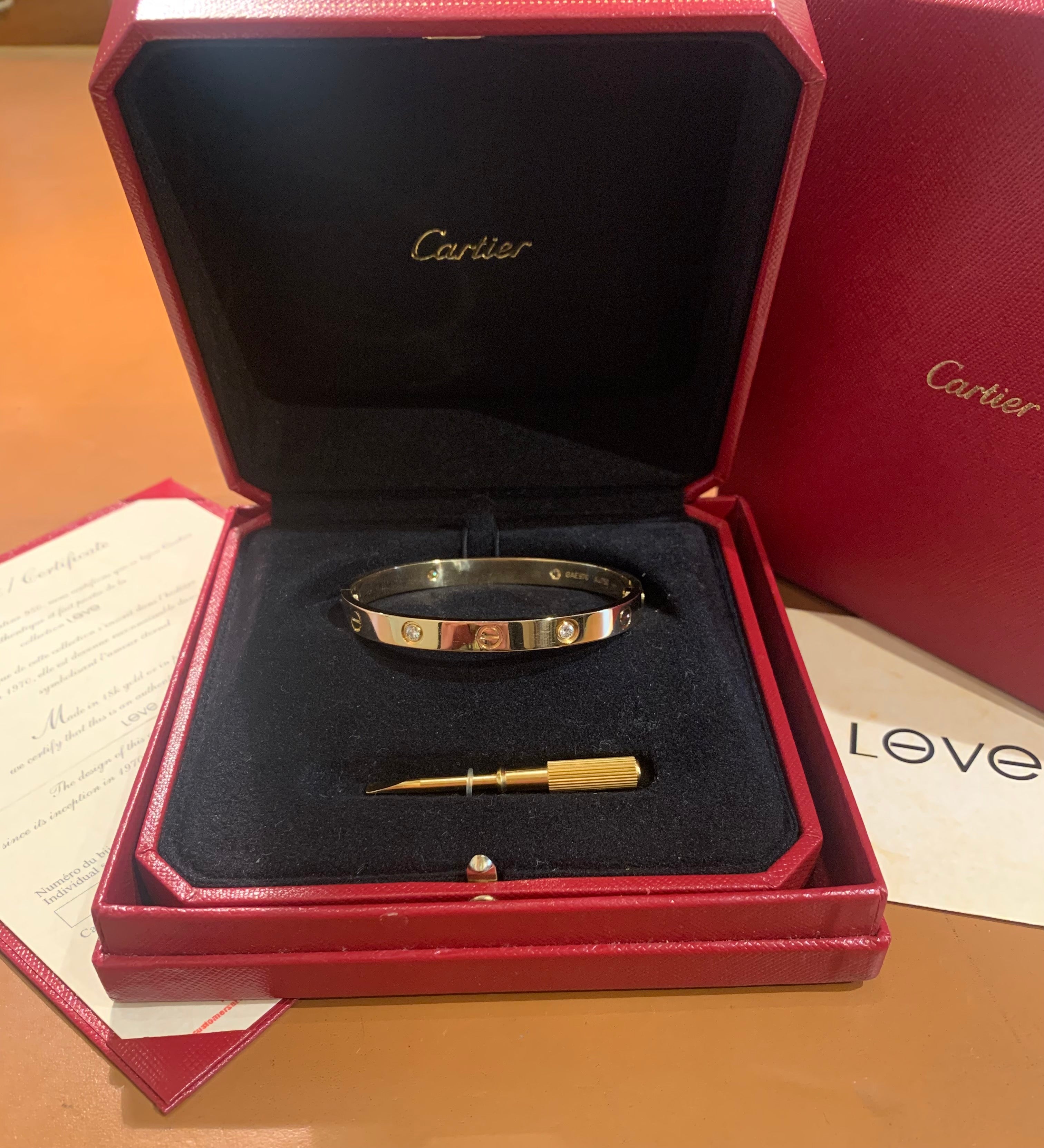 Cartier LOVE Diamonds 18 Carats Yellow Gold Bracelet – Les Pierres