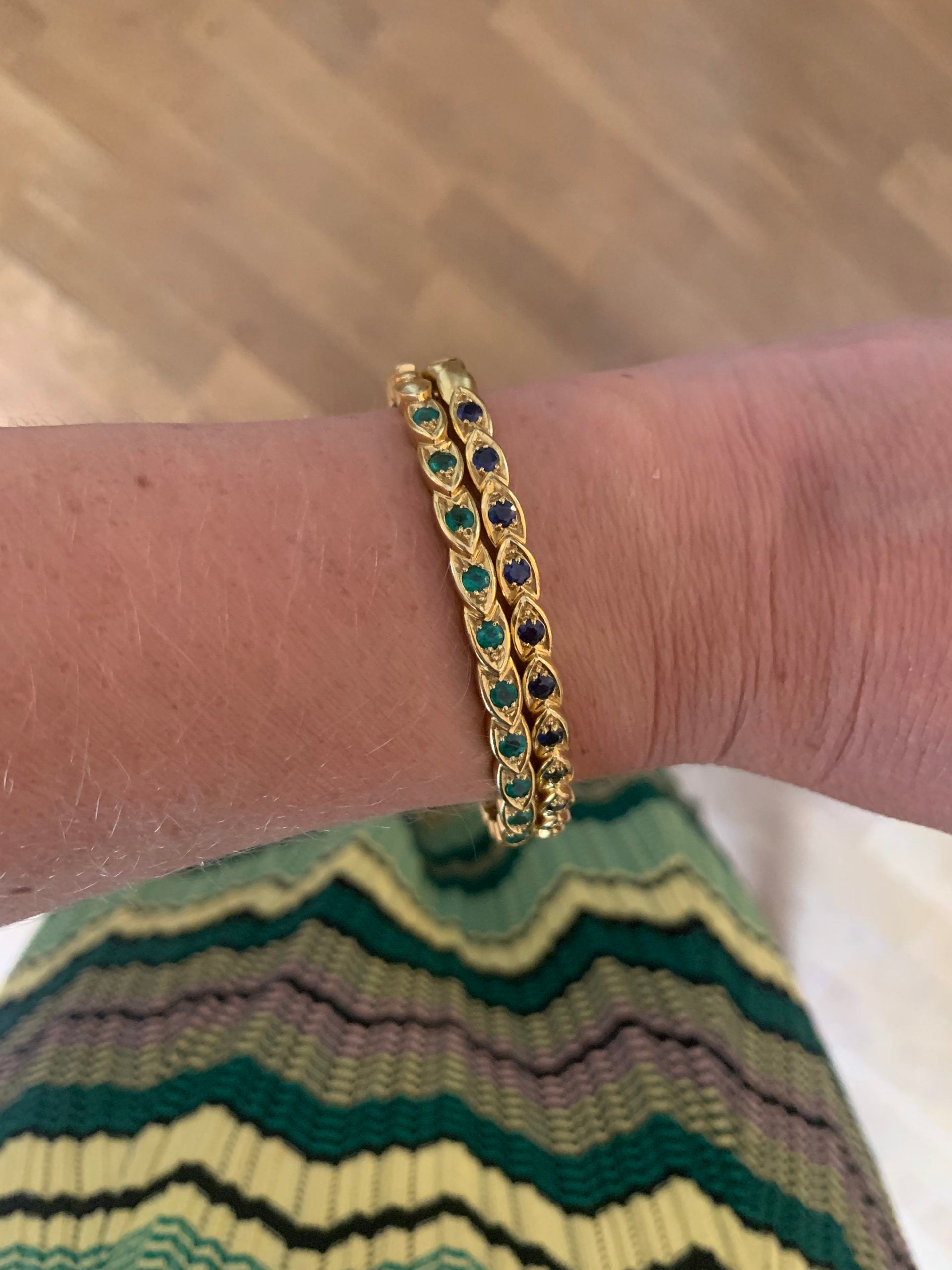 Chaumet 11 Emeralds 18 Carat Yellow Gold Bracelet