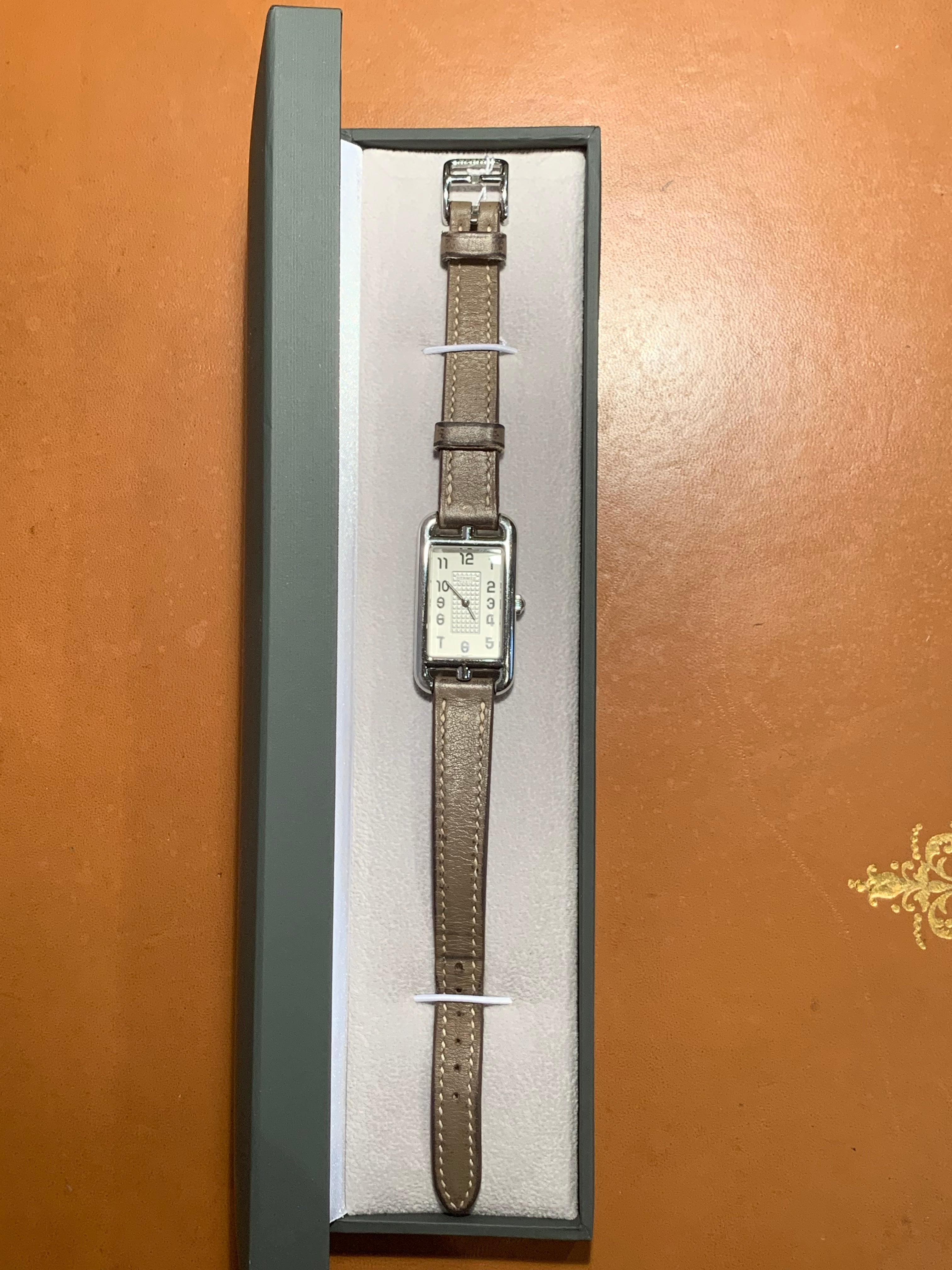 Montre sales hermes nantucket