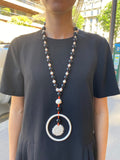 Long Sautoir Ivoire, onyx, Corail ancien
