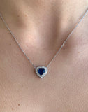 1,40 Carats Heart Sapphire Diamonds 18 Carats White Gold Necklace